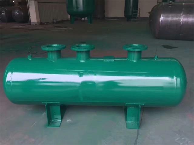 龙子湖龙子湖龙子湖蒸汽分气缸1.jpeg
